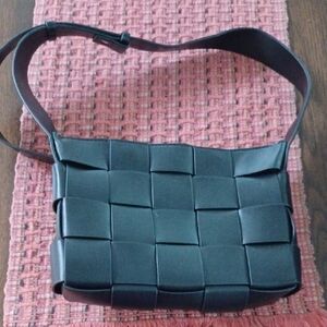 Forever 21 Black Textured Bag